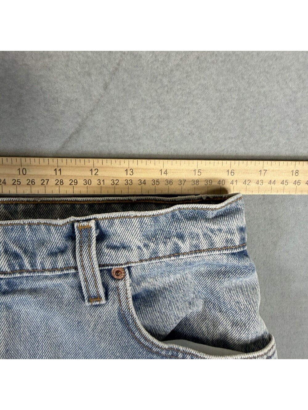Vintage 90s Levis 551 Jeans Womens 14 Med Blue High Rise Relaxed Tapered USA - Picture 7 of 10